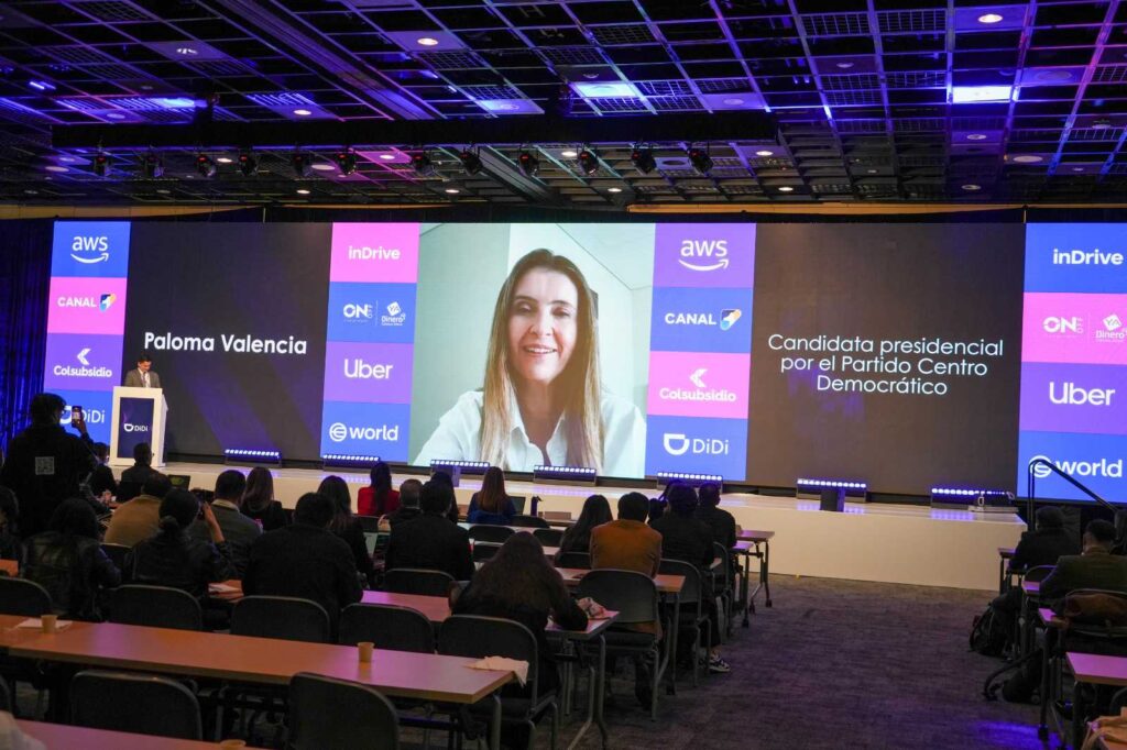 13 2do Congreso Alianza In – Futuro Digital 2030